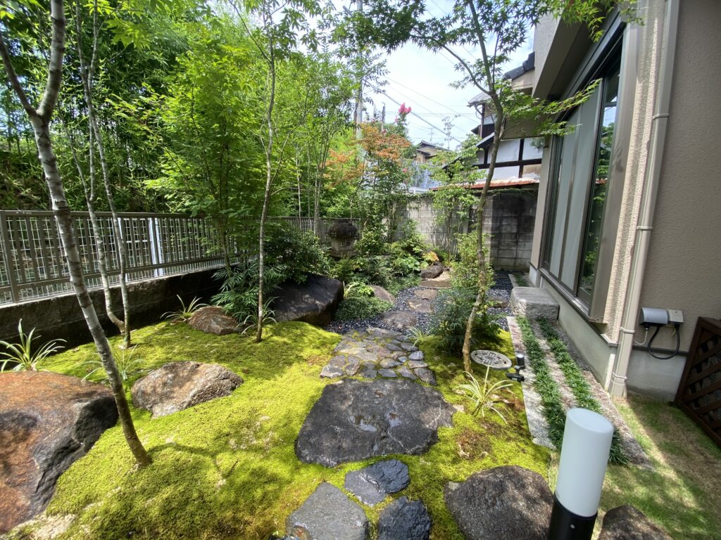 奈良県奈良市　H様邸　／　和・雑木