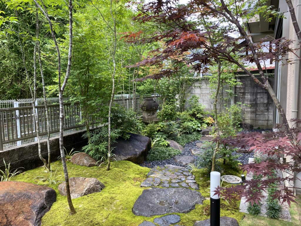 奈良県奈良市　H様邸　／　和・雑木