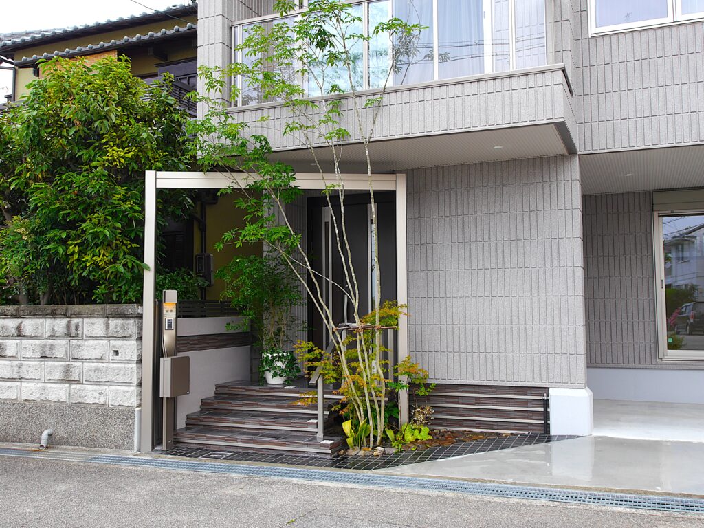 兵庫県宝塚市　S様邸 ／ モダン