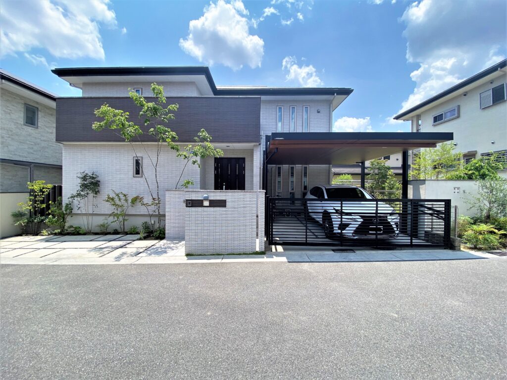 奈良県奈良市　M様邸 ／ モダン