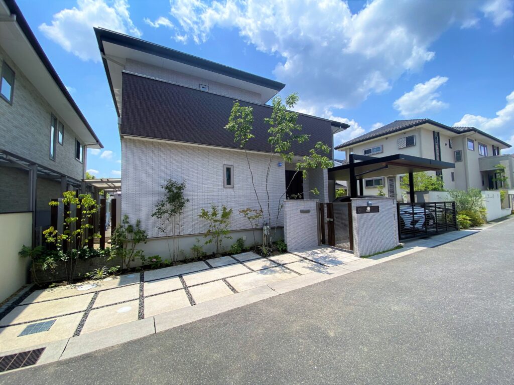 奈良県奈良市　M様邸 ／ モダン