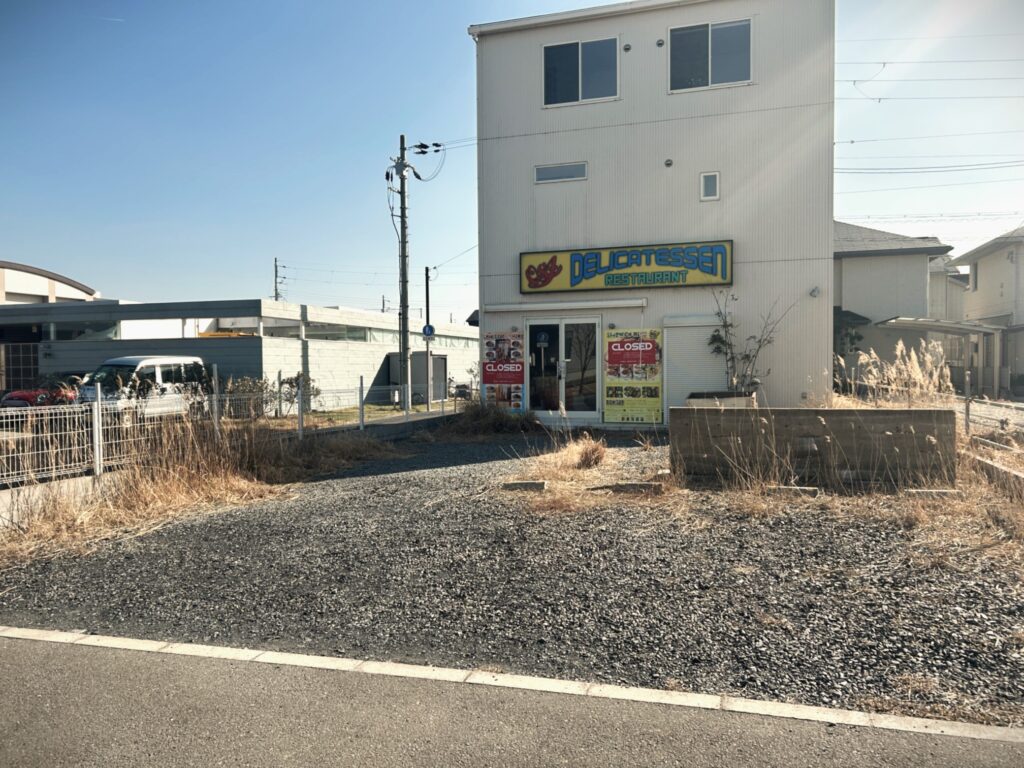 京都府木津川市　店舗 ／ モダン・雑木