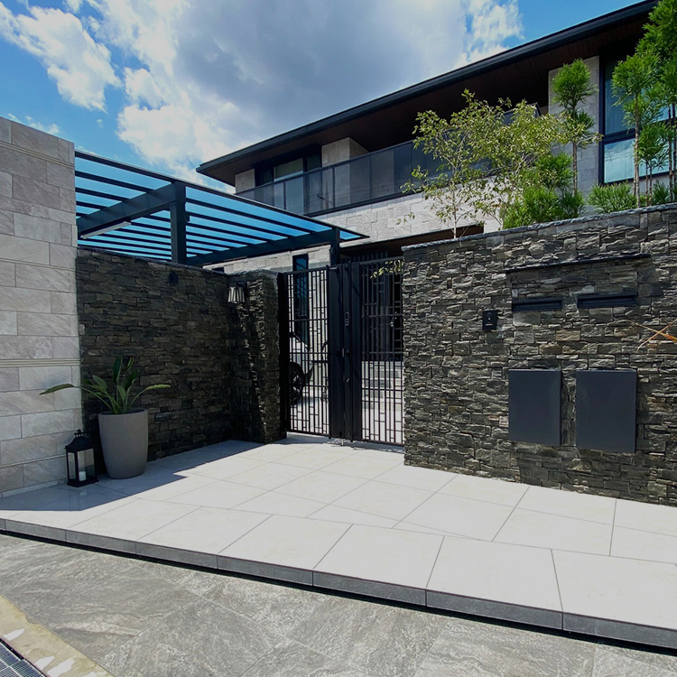 空間はすばらしい 建築・外構・庭は空間を、空間は景色を。景色は体験と記憶を。それらを美しく紡いでいきたい。